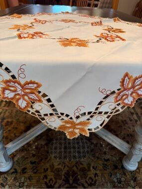 Embroidered Autumn Leaf Table Topper 33” x 33” White and Orange NWT